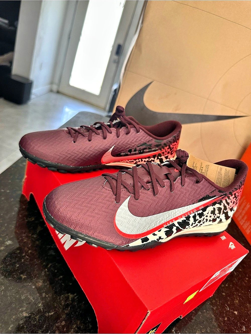 NIKE ZOOM VAPOR 16 ACADEMY TF NU3